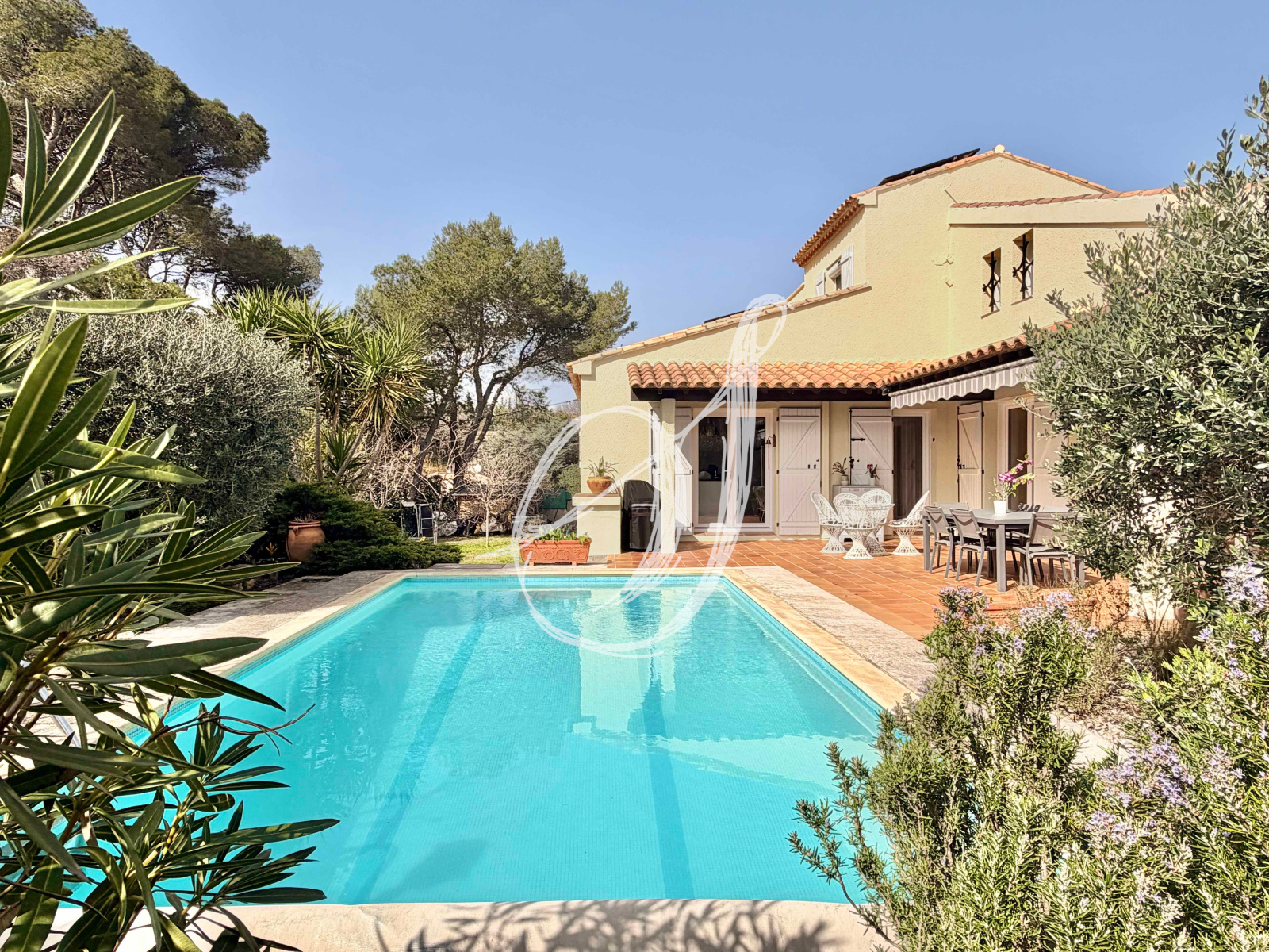 Maison 6 pièces 177 m² · à Saint-Georges-d'Orques · 176,7 m² · 665 000 €